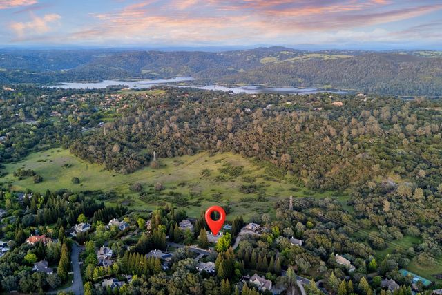 5050 Lexington Cir, Loomis, CA 95650