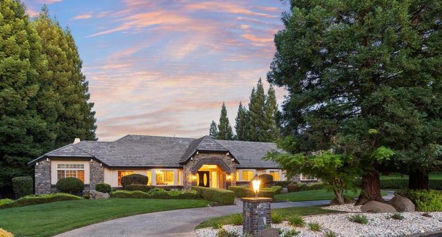 5050 Lexington Cir, Loomis, CA 95650