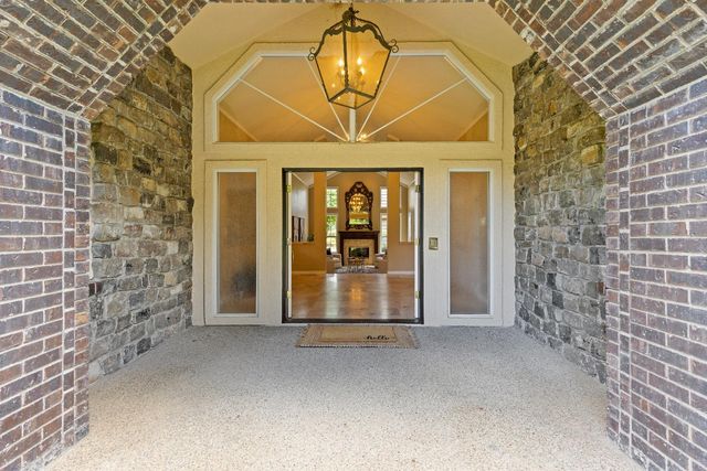 5050 Lexington Cir, Loomis, CA 95650