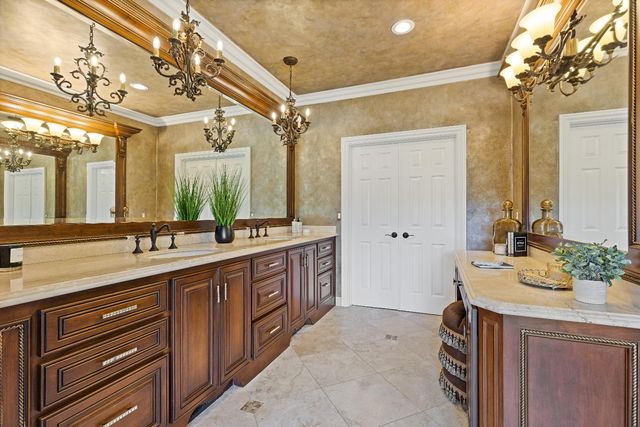 5050 Lexington Cir, Loomis, CA 95650