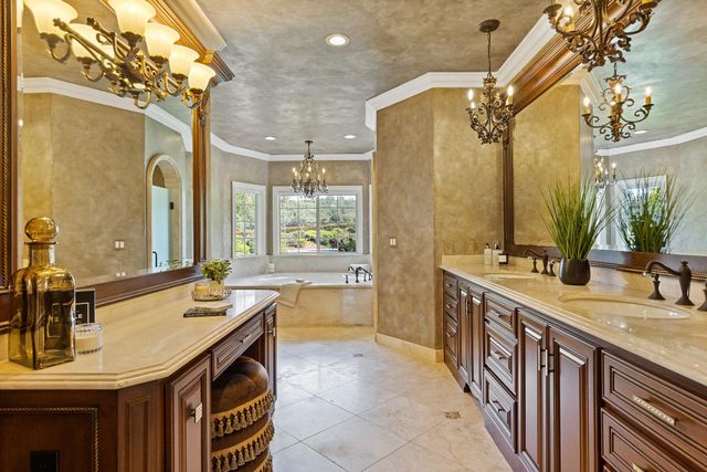 5050 Lexington Cir, Loomis, CA 95650
