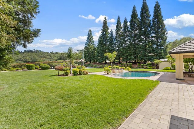 5050 Lexington Cir, Loomis, CA 95650