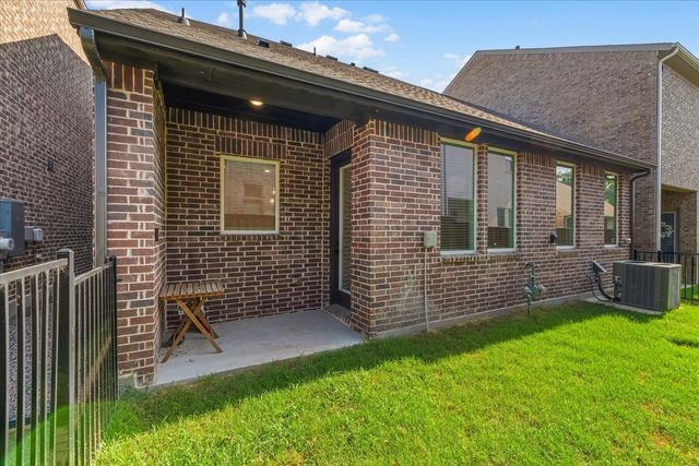 7512 Jones Drive, North Richland Hills, TX 76180