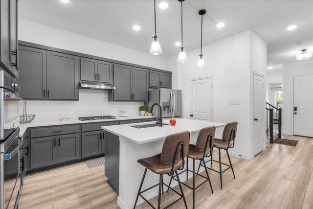 7512 Jones Drive, North Richland Hills, TX 76180