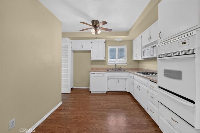 425 Blackpine, Corona, CA 92879