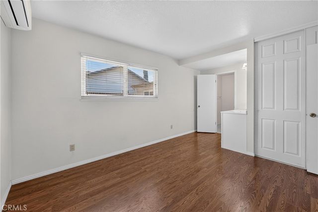 425 Blackpine, Corona, CA 92879