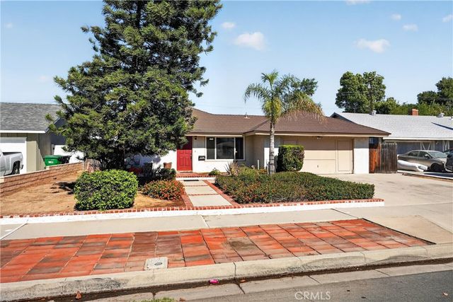 425 Blackpine, Corona, CA 92879