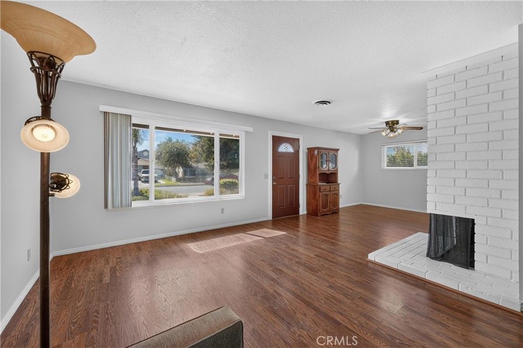 425 Blackpine, Corona, CA 92879 — photo 3