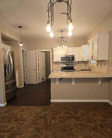2408 Haversham Drive, Lawrence, KS 66049