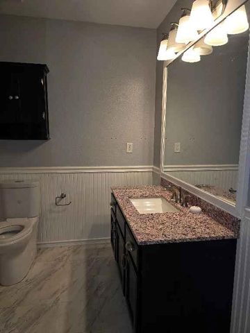 2408 Haversham Drive, Lawrence, KS 66049