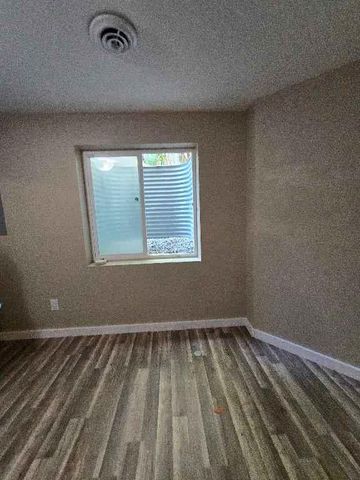 2408 Haversham Drive, Lawrence, KS 66049