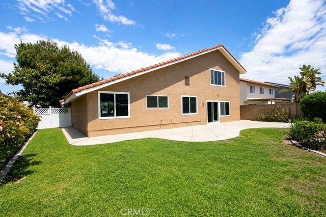 9168 Nadine River Circle, Fountain Valley, CA 92708