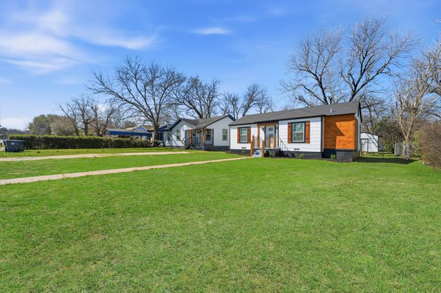 2605 Mitchell Avenue, Waco, TX 76708