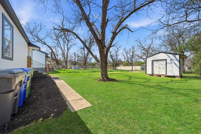 2605 Mitchell Avenue, Waco, TX 76708