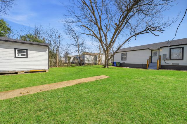 2605 Mitchell Avenue, Waco, TX 76708