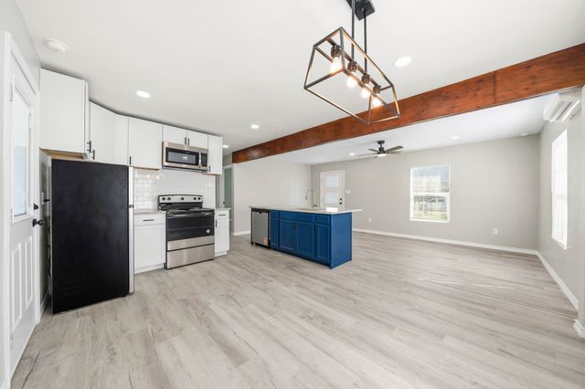 2605 Mitchell Avenue, Waco, TX 76708