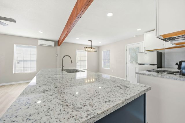 2605 Mitchell Avenue, Waco, TX 76708