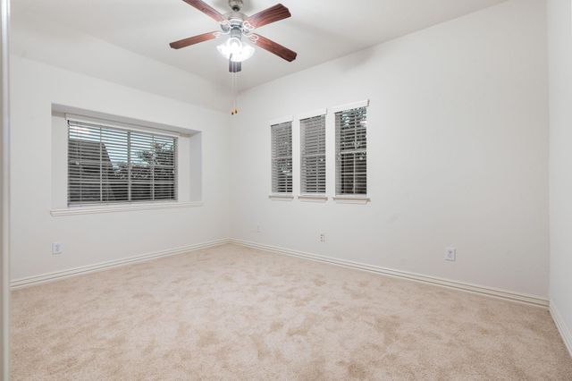 307 Arbor Ridge Lane, Conroe, TX 77384