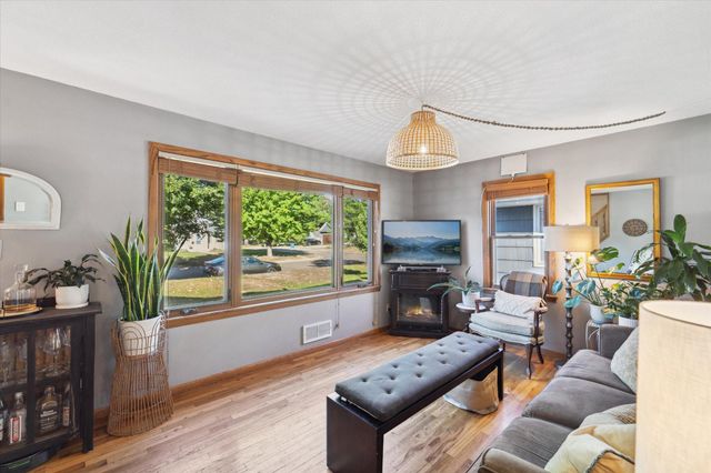 7305 Aldrich Avenue S, Minneapolis, MN 55423