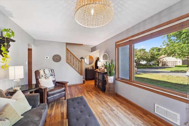 7305 Aldrich Avenue S, Minneapolis, MN 55423