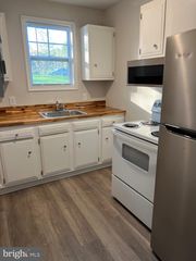132 BRIARWOOD CIR #1, Berkeley Springs, WV 25411
