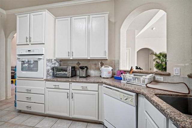 10102 Lizette Court, Houston, TX 77075
