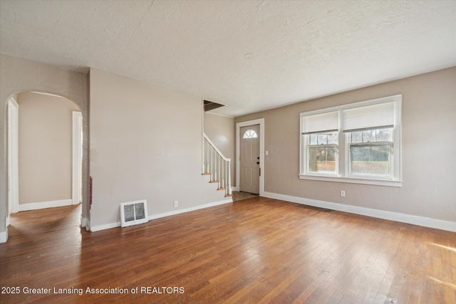 2001 S Martin Luther King Jr Boulevard, Lansing, MI 48910