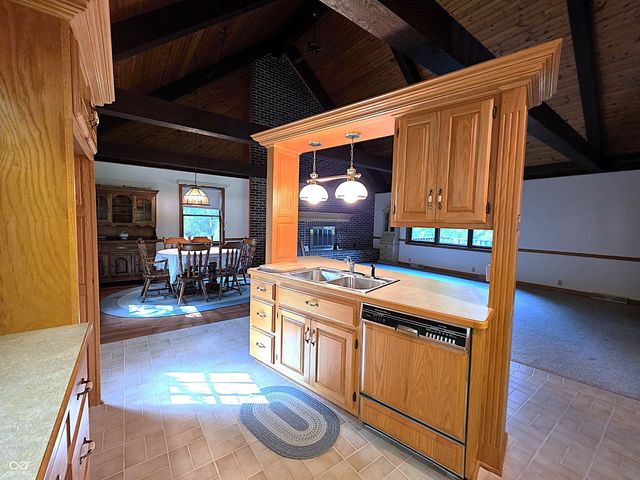 4906 E State Road 144, Mooresville, IN 46158