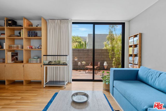 4181 Verdugo View Drive, Los Angeles, CA 90065