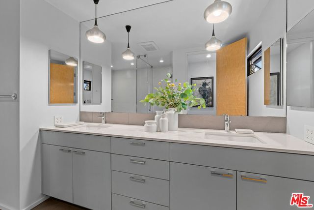 4181 Verdugo View Drive, Los Angeles, CA 90065