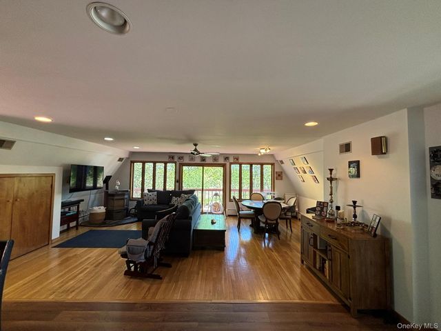 180 E Railroad Avenue, West Haverstraw, NY 10993