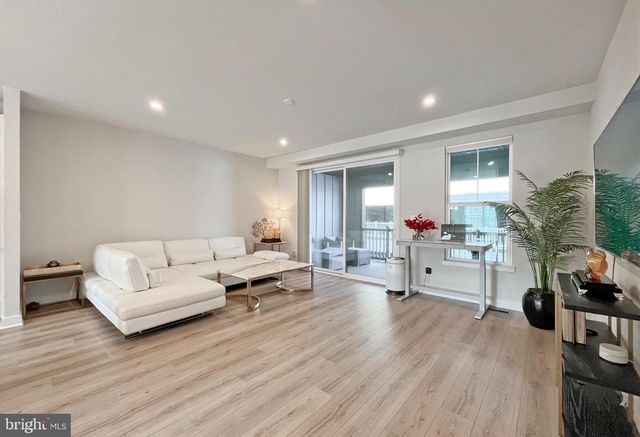 4456 SULFORD TER, Chantilly, VA 20151