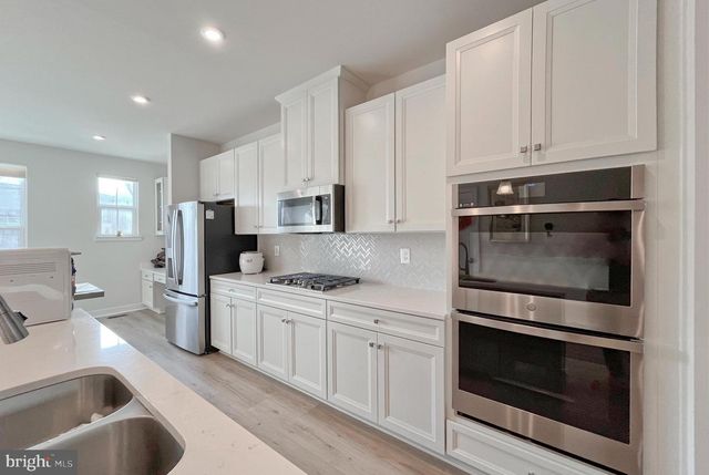 4456 SULFORD TER, Chantilly, VA 20151