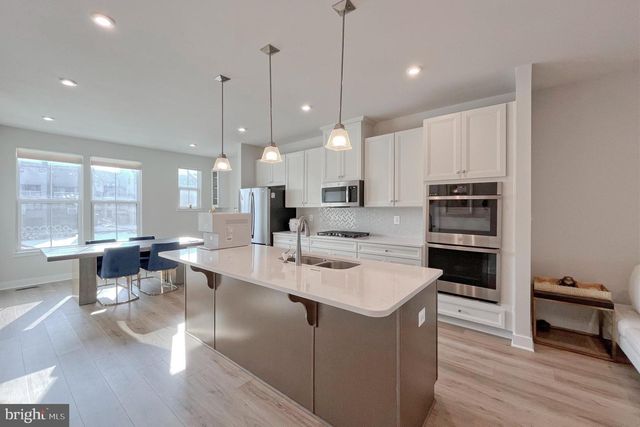 4456 SULFORD TER, Chantilly, VA 20151