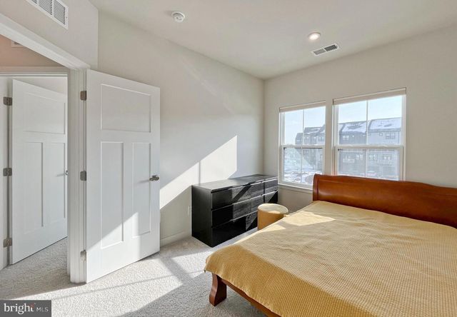 4456 SULFORD TER, Chantilly, VA 20151