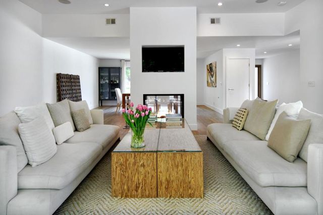 1145 Saxon Way, Menlo Park, CA 94025