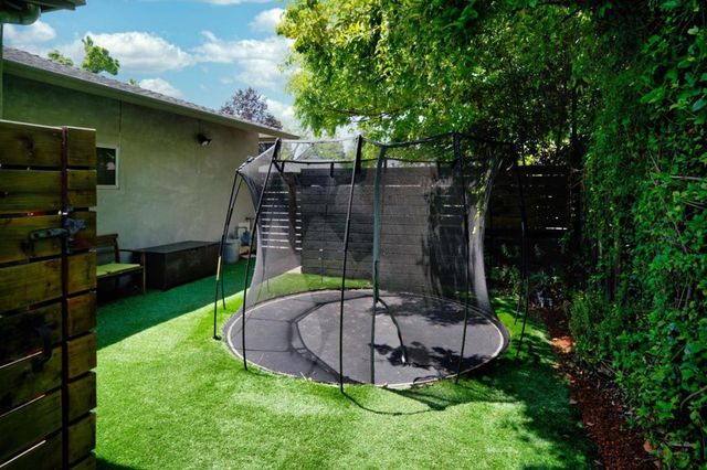 1145 Saxon Way, Menlo Park, CA 94025