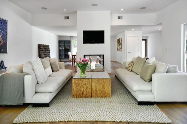 1145 Saxon Way, Menlo Park, CA 94025