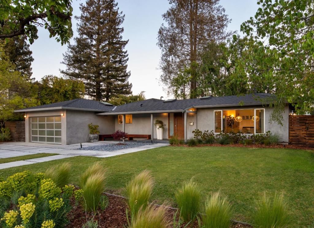 Image 1 of property listing at 1145 Saxon Way, Menlo Park, CA 94025