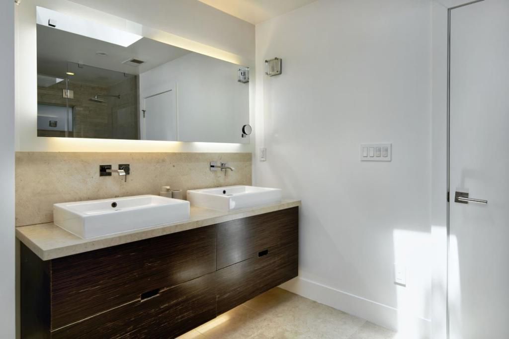 Image 30 of property listing at 1145 Saxon Way, Menlo Park, CA 94025