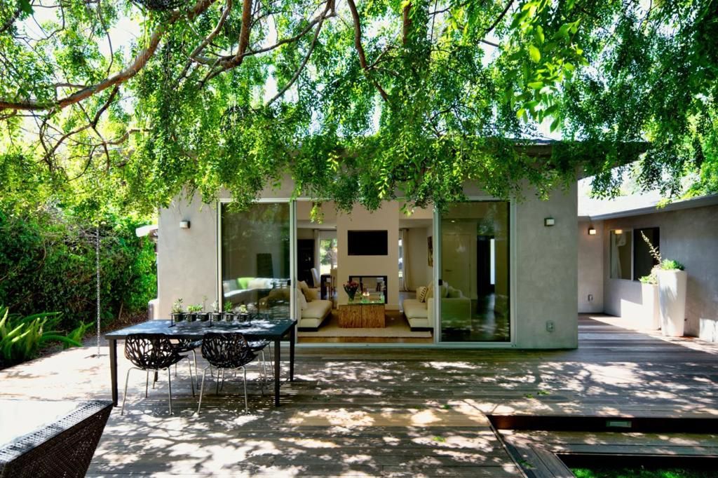 Image 41 of property listing at 1145 Saxon Way, Menlo Park, CA 94025