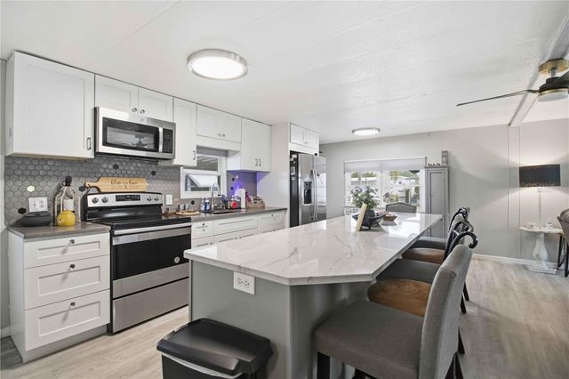 5316 CHATEAU LANE, Bradenton, FL 34207