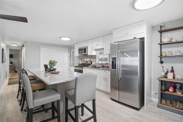5316 CHATEAU LANE, Bradenton, FL 34207