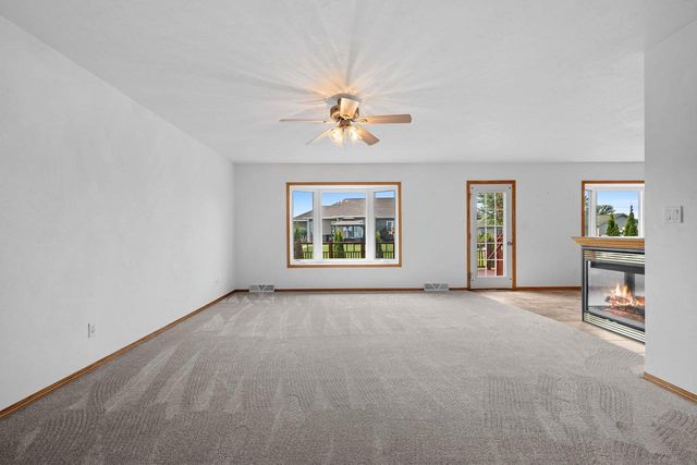 33 N ASHLAND AVENUE, Sturgeon Bay, WI 54235