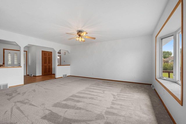 33 N ASHLAND AVENUE, Sturgeon Bay, WI 54235