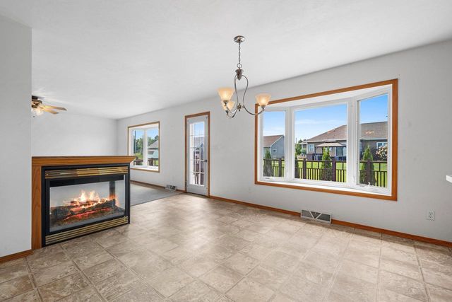 33 N ASHLAND AVENUE, Sturgeon Bay, WI 54235