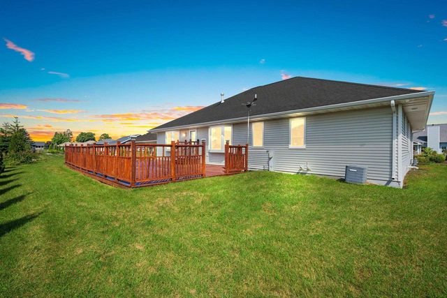 33 N ASHLAND AVENUE, Sturgeon Bay, WI 54235