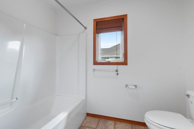 33 N ASHLAND AVENUE, Sturgeon Bay, WI 54235