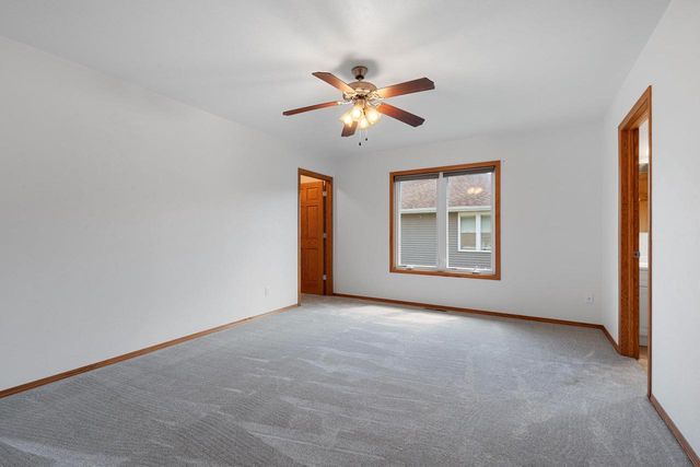 33 N ASHLAND AVENUE, Sturgeon Bay, WI 54235