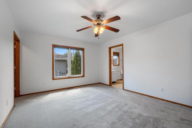 33 N ASHLAND AVENUE, Sturgeon Bay, WI 54235